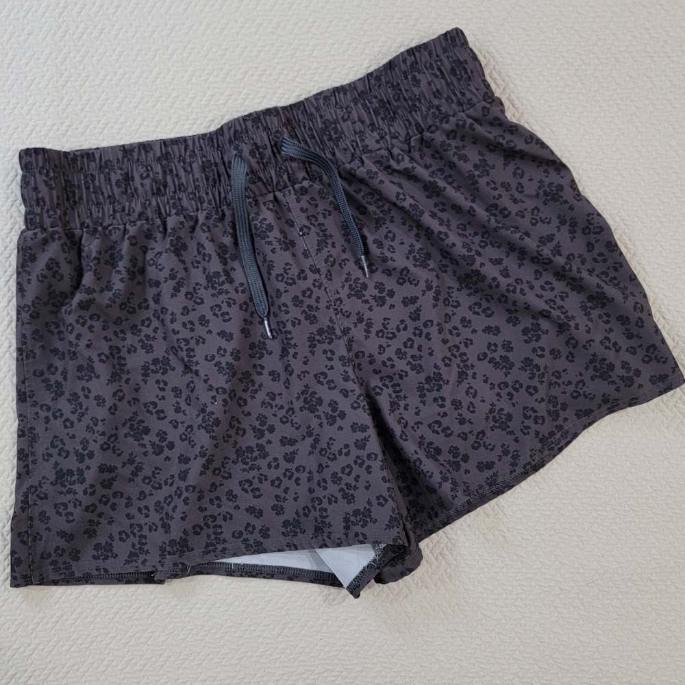 Reebok Brown and Black Leopard Cheetah Print Activewar Shorts Size XXL - Picture 9 of 10